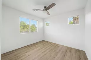 105 W Latona Rd, Phoenix, AZ 85041 - Photo 26