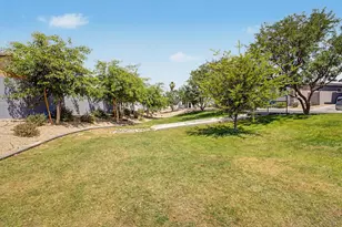 105 W Latona Rd, Phoenix, AZ 85041 - Photo 50