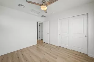 105 W Latona Rd, Phoenix, AZ 85041 - Photo 36