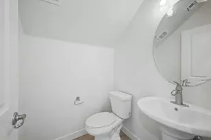 105 W Latona Rd, Phoenix, AZ 85041 - Photo 18