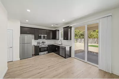 105 W Latona Road, Phoenix, AZ 85041 - Photo 12