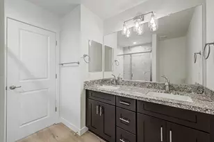 105 W Latona Rd, Phoenix, AZ 85041 - Photo 22