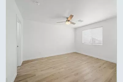 105 W Latona Road, Phoenix, AZ 85041 - Photo 20