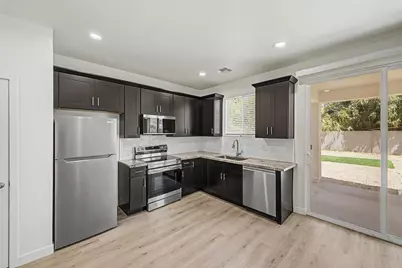 105 W Latona Road, Phoenix, AZ 85041 - Photo 16