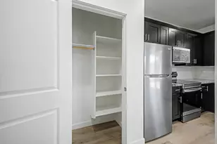 105 W Latona Rd, Phoenix, AZ 85041 - Photo 18