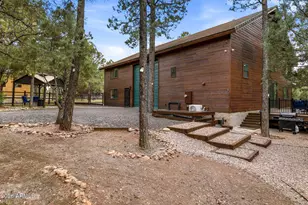 2287 Richenbacher Cir, Overgaard, AZ 85933 - Photo 2