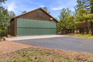2287 Richenbacher Cir, Overgaard, AZ 85933 - Photo 38
