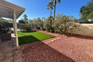 8878 E Sheena Dr, Scottsdale, AZ 85260 - Photo 4