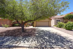 3305 E Wildwood Dr, Phoenix, AZ 85048 - Photo 2