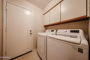 3305 E Wildwood Dr, Phoenix, AZ 85048 - Photo 14