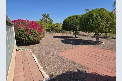 15457 N Ridgeview Road, Sun City, AZ 85351 - Photo 4