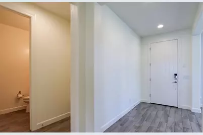 948 W Yosemite Drive, Chandler, AZ 85248 - Photo 2