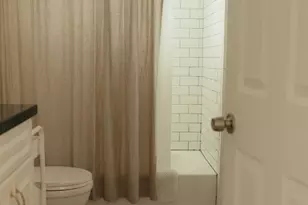 4007 E Heatherbrae Dr, Phoenix, AZ 85018 - Photo 4