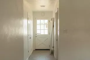 4007 E Heatherbrae Dr, Phoenix, AZ 85018 - Photo 8