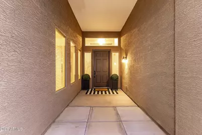 3267 E Maplewood Street, Gilbert, AZ 85297 - Photo 4