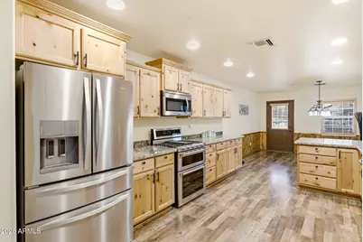 640 S Mountain Pines Avenue, Show Low, AZ 85901 - Photo 8