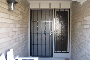 11634 N 49th Ave, Glendale, AZ 85304 - Photo 4