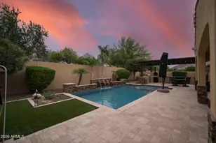 7282 W Rowel Rd, Peoria, AZ 85383 - Photo 10