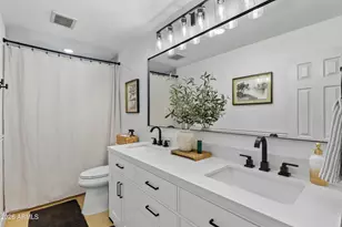 8537 E Jackrabbit Rd, Scottsdale, AZ 85250 - Photo 22