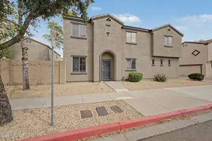 22027 N 30th Ln, Phoenix, AZ 85027 - Photo 2