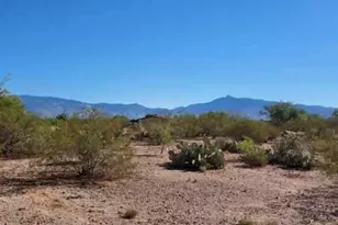 13550 E Whitehorse Trail, Vail, AZ 85641 - Photo 2