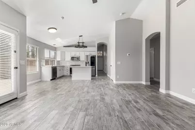 20917 N 39th Street, Phoenix, AZ 85050 - Photo 14