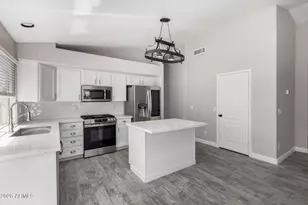 20917 N 39th St, Phoenix, AZ 85050 - Photo 18