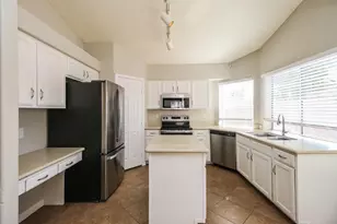 7521 E Laguna Azul Ave, Mesa, AZ 85209 - Photo 6