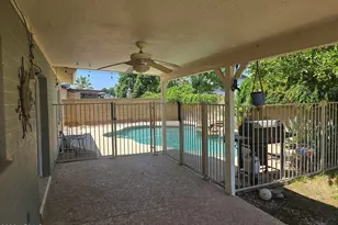 7344 W Windrose Dr, Peoria, AZ 85381 - Photo 4