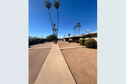 5233 E University Drive #Apt B, Mesa, AZ 85205 - Photo 2