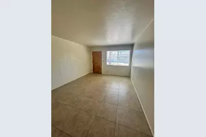 5233 E University Drive #Apt B, Mesa, AZ 85205 - Photo 4