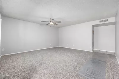 2135 W Kerry Lane, Phoenix, AZ 85027 - Photo 12