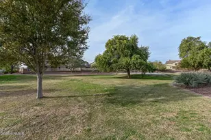 11929 W Alvarado Rd, Avondale, AZ 85392 - Photo 38