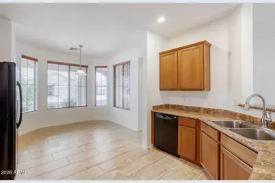 11944 W Country Club Trail, Sun City, AZ 85373 - Photo 10