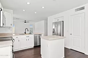 2533 W Big Oak St, Phoenix, AZ 85085 - Photo 16