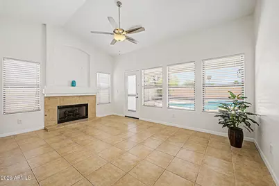 16231 N 38th Way, Phoenix, AZ 85032 - Photo 10