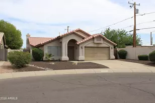 16231 N 38th Way, Phoenix, AZ 85032 - Photo 10