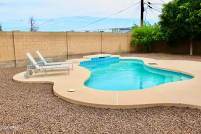 16231 N 38th Way, Phoenix, AZ 85032 - Photo 2