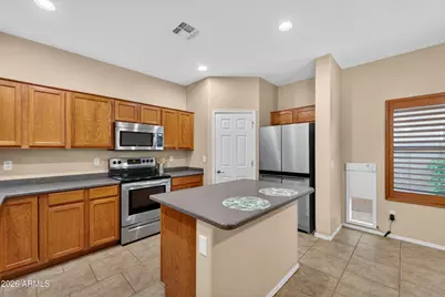 921 W Dana Drive, San Tan Valley, AZ 85143 - Photo 8