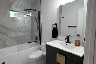 4848 N 36th St, Phoenix, AZ 85018 - Photo 12