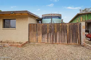 2560 W Gregory St, Apache Junction, AZ 85120 - Photo 22