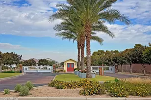 2522 E Novak Wy, Phoenix, AZ 85042 - Photo 34