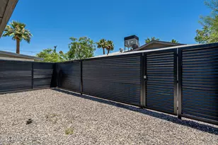 6227 N 13th Pl, Phoenix, AZ 85014 - Photo 14