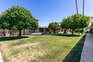 10619 W Coggins Dr, Sun City, AZ 85351 - Photo 22