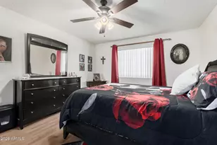 10619 W Coggins Dr, Sun City, AZ 85351 - Photo 14