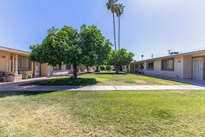 10619 W Coggins Drive, Sun City, AZ 85351 - Photo 24