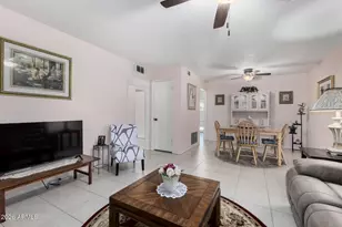 10619 W Coggins Dr, Sun City, AZ 85351 - Photo 4