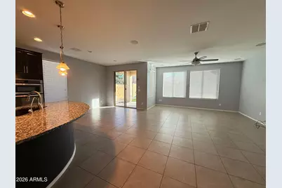 943 W Danish Red Trail, San Tan Valley, AZ 85143 - Photo 12