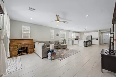 10861 W Fillmore Street, Avondale, AZ 85323 - Photo 8