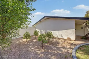 702 W Rose Ln, Phoenix, AZ 85013 - Photo 42